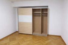 Kleiderschrank mit