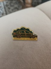 Renault 19 Chamade Auto PKW Pin Anstecknadel