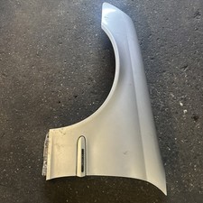Mercedes  W203   Kotflügel vorne LINKS