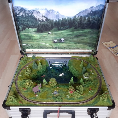 Kleine modelleisenbahn - kleine,