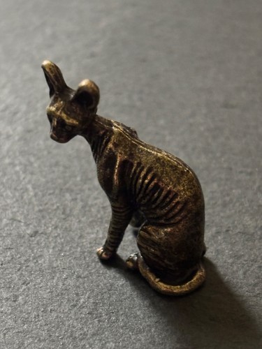 Sphynx katze aus metall - sphynx,