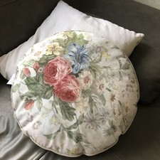 Rundes Zier Kissen von Blanc