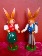 original Erzgebirge ESCO Osterhasen, Pärchen Wanderer mit Eierkorb 18,5 cm, alt