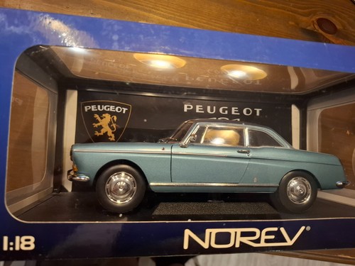 Modellauto peugeot 404 - 1:18,