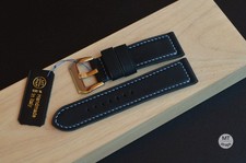 Schwarzes leder - schwarzes,