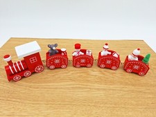 Holz Eisenbahn rot 5 teilig - mini Holzzug Lokomotive mit Waggons Winter Figuren
