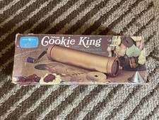 Vintage Nordic Ware Deluxe