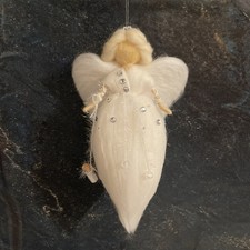 Engel/Fee/Filzfigur / Filzwolle/Dekor/Weihnachten /Valentinstag/ Waldorf 18-20cm