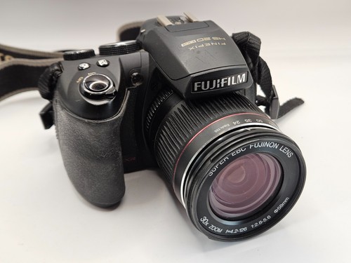Fujifilm finepix hs20 - finepix,