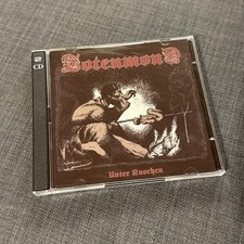 Totenmond, Unter Knochen