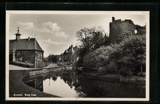 Krefeld, Ortspartie mit Burg