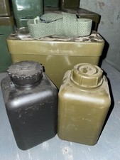 DEKONTAMINATIONSAUSSTATTUNGEN PINSELFLASCHE BROTBÜCHSE BUNDESWEHR BUND BW SELTEN