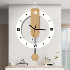 Wanduhr Holz mit Pendel