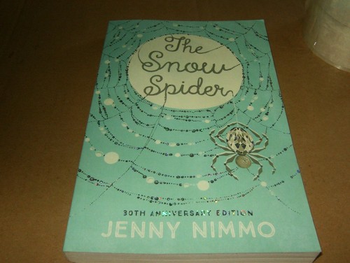 The snow spider - snow,