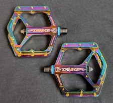 Oil-Slick Flat Pedale Tanke