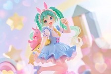 Miku Hatsune - Vocaloid - AMP+
