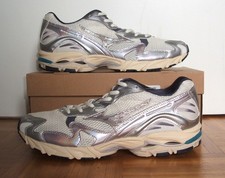 Mizuno Wave Rider 10 Metallic