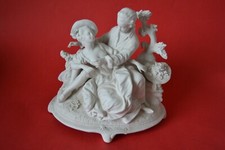 Porzellanfigur Unterweissbach weiß 8289B Porzellan Rendezvous