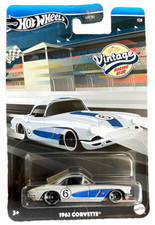 Hot Wheels 1962 Corvette C2
