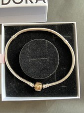 Original Pandora Armband 925 Silber  hat Goldverschluss in 585 Gold ca. 23 lang.