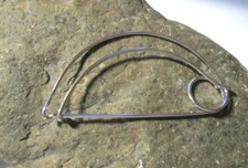 Kiltnadel Ziernadel Broschennadel Wollnadel silber 8x4/ 5,5 x 2,5cm   halbrund