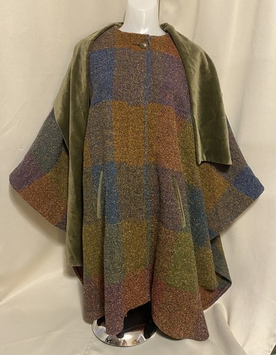 Avoca made ireland poncho - in,