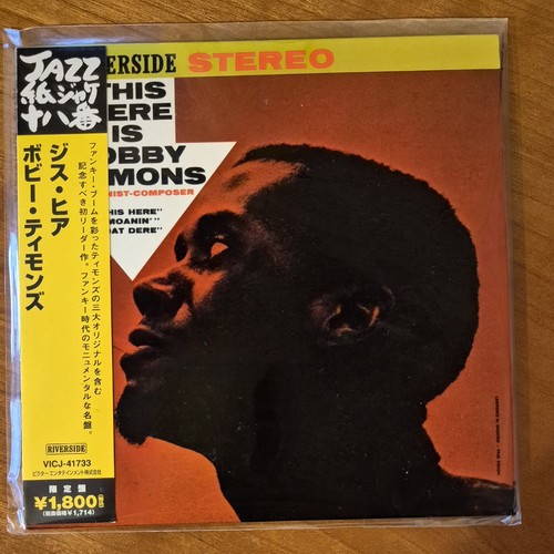 This here bobby - this, cd