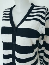 Weste schwarz-weiß gestreift