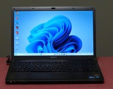 Sony Vaio PCG 81212M, 16,4 Zoll. Intel Core i5. 1 TB. 8 GB. Windows 11 Pro.