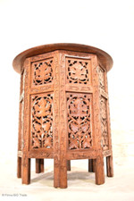 Teetisch Beistelltisch Kaffeetisch detailreiche Schnitzereien Einlegearbeiten 2t