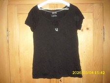 Neuwertiges  T- Shirt STREET