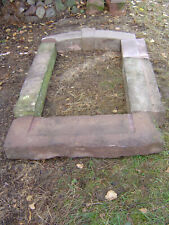 Barock, Fenstergewände. Sandstein, Fenstereinfassung, Steinstufen