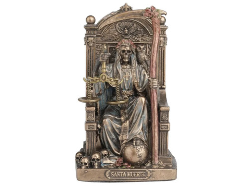 Santa muerte sitzend auf - sitzend,