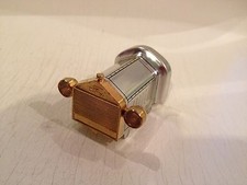 E3/ Schuco Oldtimer Auto Ford 1227 Motorhaube mit Scheinwerfer / Blechspielzeug