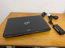 Fujitsu LIFEBOOK AH530, 15,6