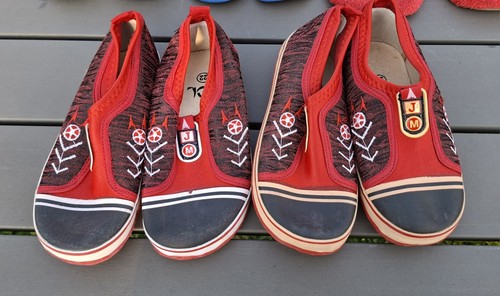 Paar hausschuhe slipper - hausschuhe,,