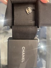 CHANEL Ohrstecker mit Perlen