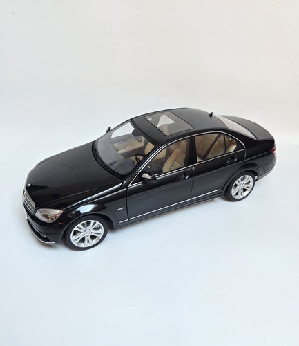 Autoart mercedes benz - 1:18,