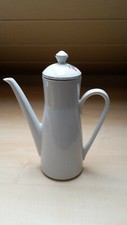 Kaffeekanne Gießkanne Porzellan weiß, ca. 23 cm hoch fast neu