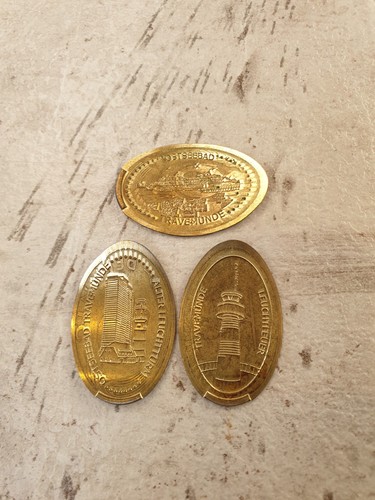 Motive elongated coin - elongated,