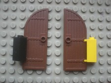 2 x Lego Tor Tür 2554 alt braun 1x3x6 Halterung schwarz und gelb Zubehör Burg