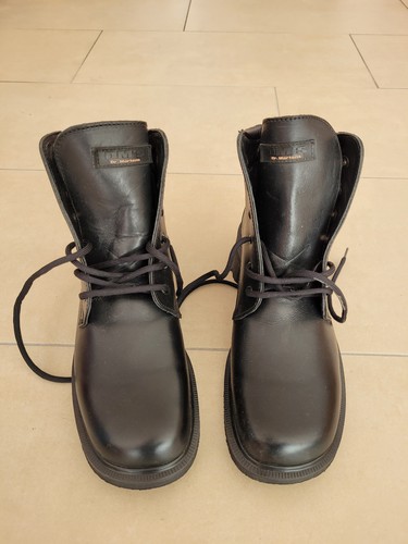 Martens 9750 boots - dr.,