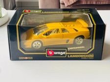 Bburago Burago Lamborghini Diablo (1990) gelb Metall-Modellauto Maßstab 1:18