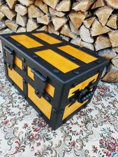 Truhe-Waffentruhe-Schatztruhe-Schatzkiste-l-Geldtruhe-Tresor