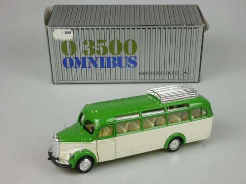 Nzg 218 mercedes benz - 218, 1/40