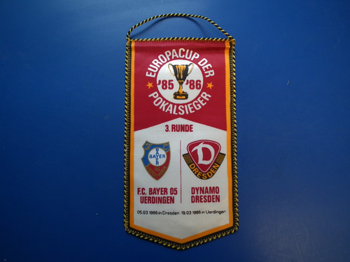 Ddr fußball wimpel dynamo - fußball,