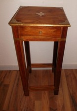 Beistelltisch mit intarsien - beistelltisch,