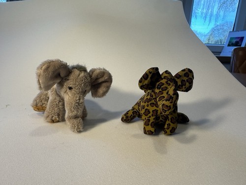 Elefant aus stoff - elefant,