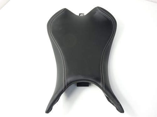 Sitzbank triumph street triple - sitzbank,