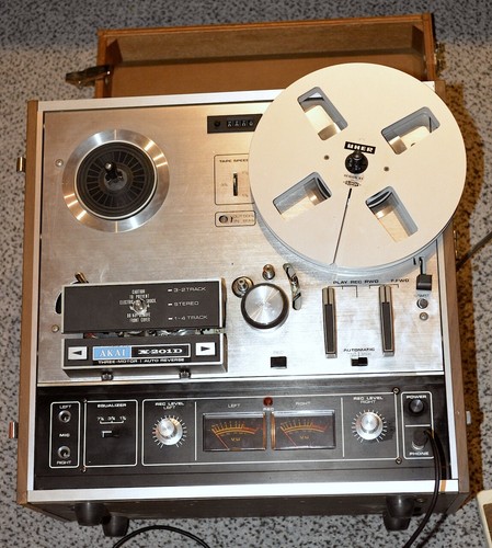 Akai spur stereo - 4-spur,